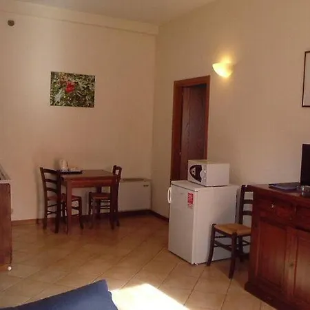 Comfortable Mansion In With Swimming Pool Feriehus Siena