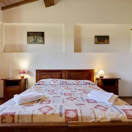 Comfortable Mansion In With Swimming Pool Feriehus *